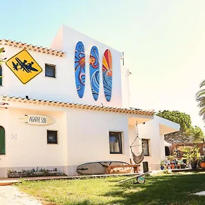 Hostel Algarve Surf Camp & Sagres